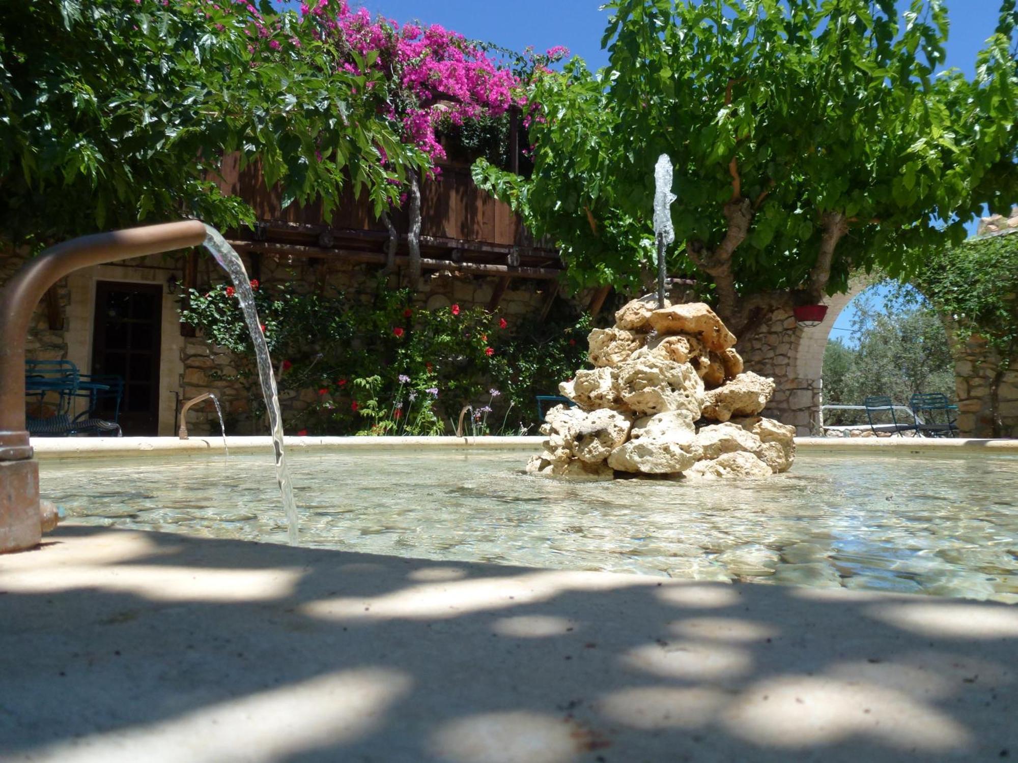 Tsivouli Accommodation Lithakia  外观 照片