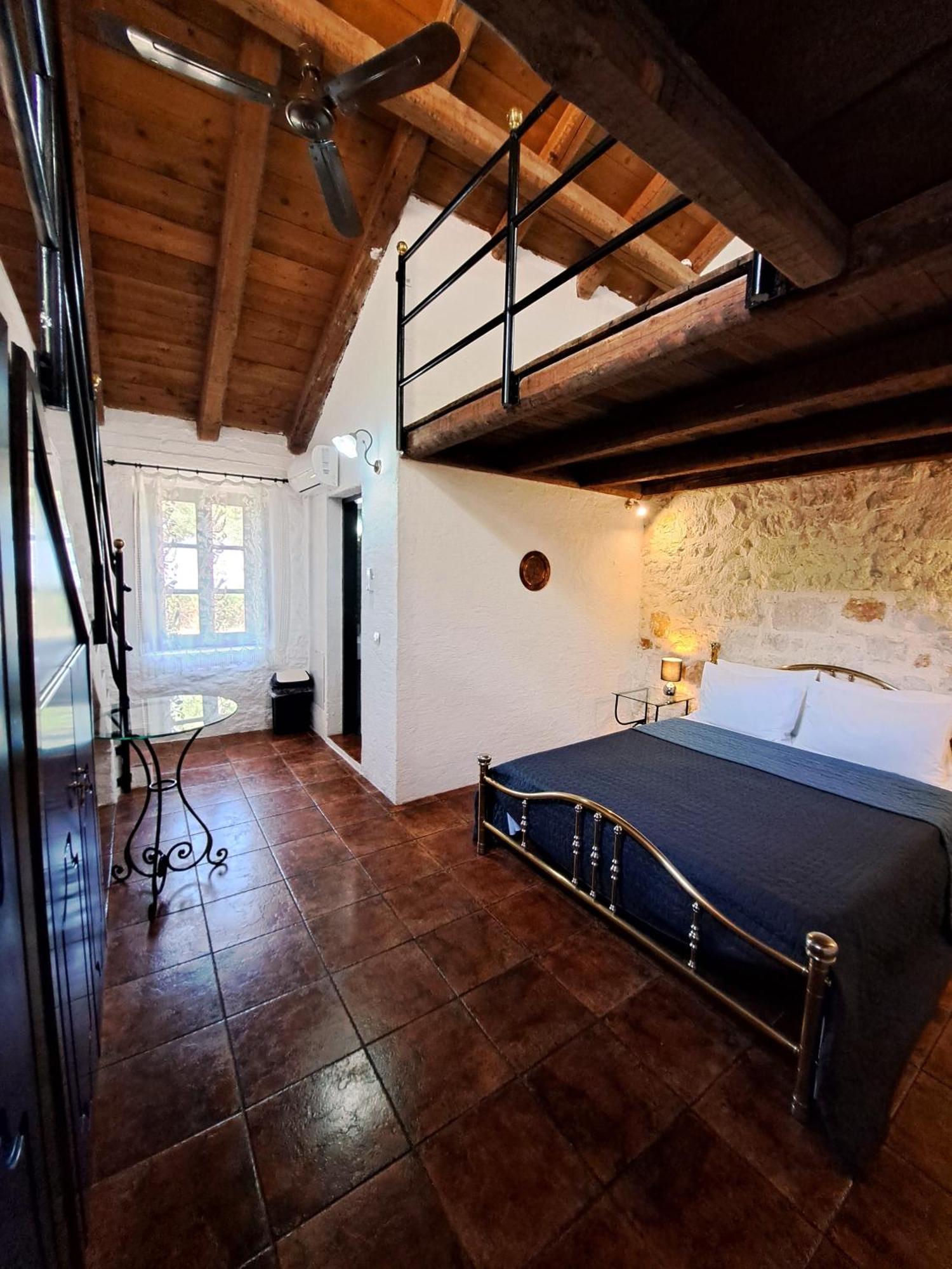 Tsivouli Accommodation Lithakia  外观 照片
