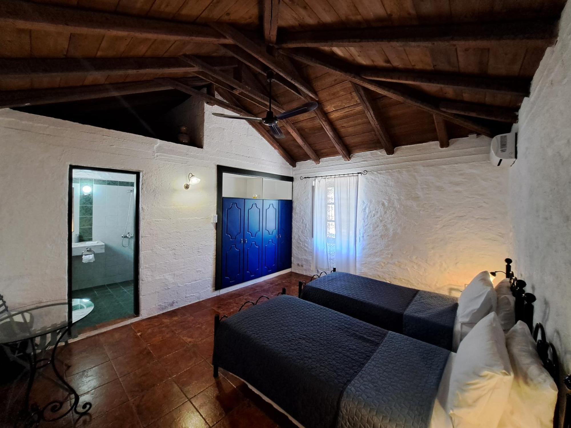 Tsivouli Accommodation Lithakia  外观 照片