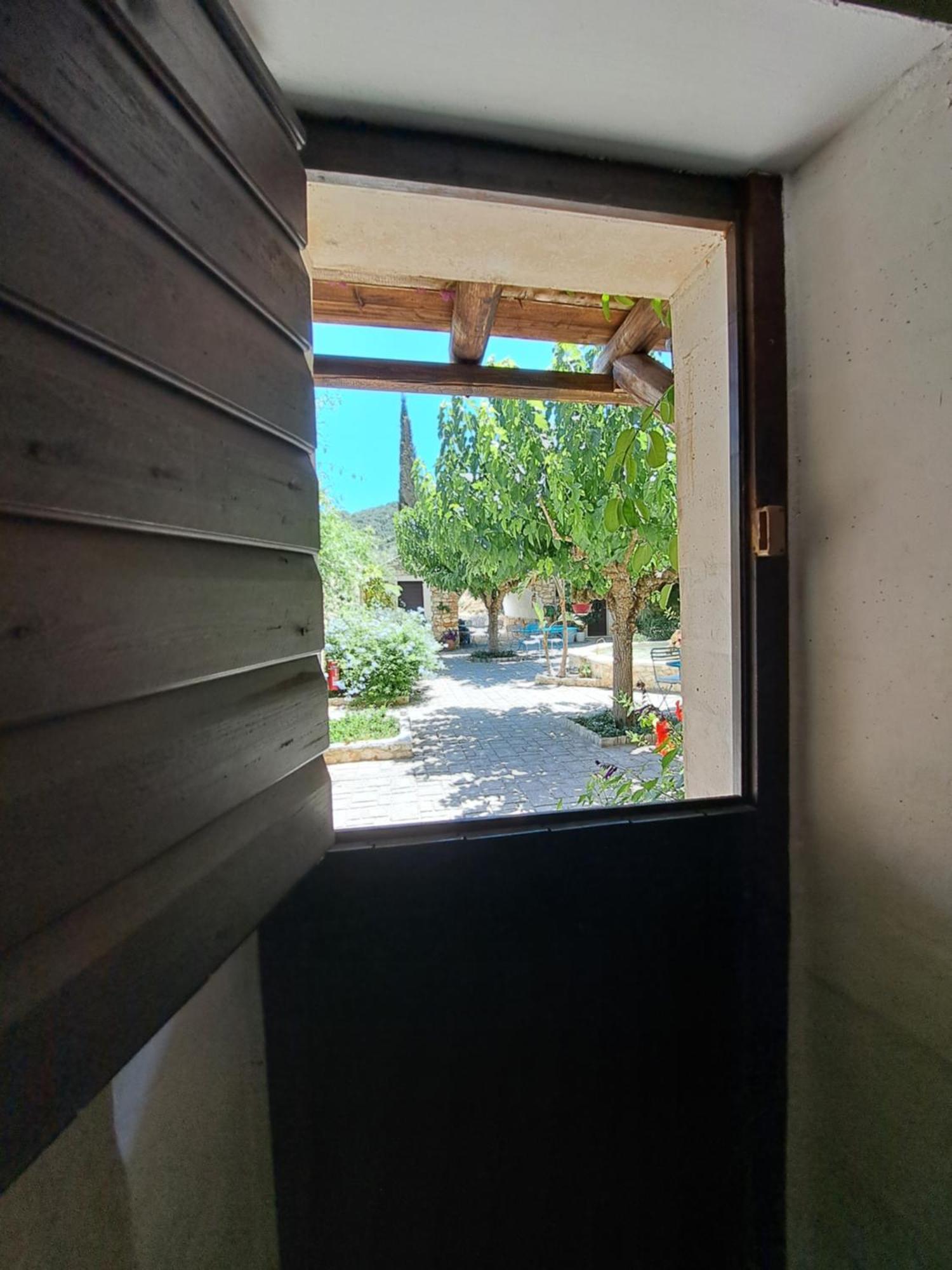 Tsivouli Accommodation Lithakia  外观 照片