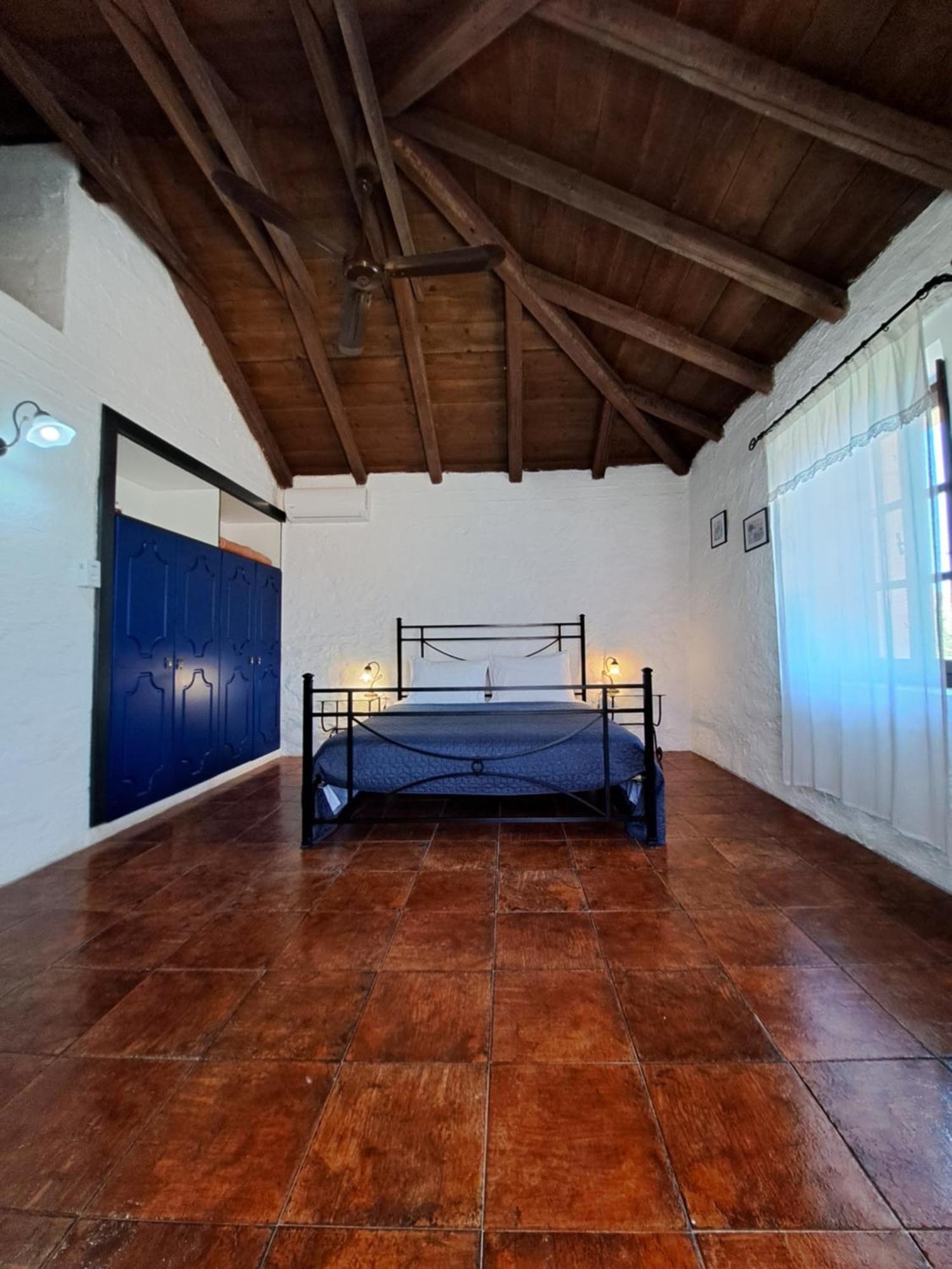 Tsivouli Accommodation Lithakia  外观 照片