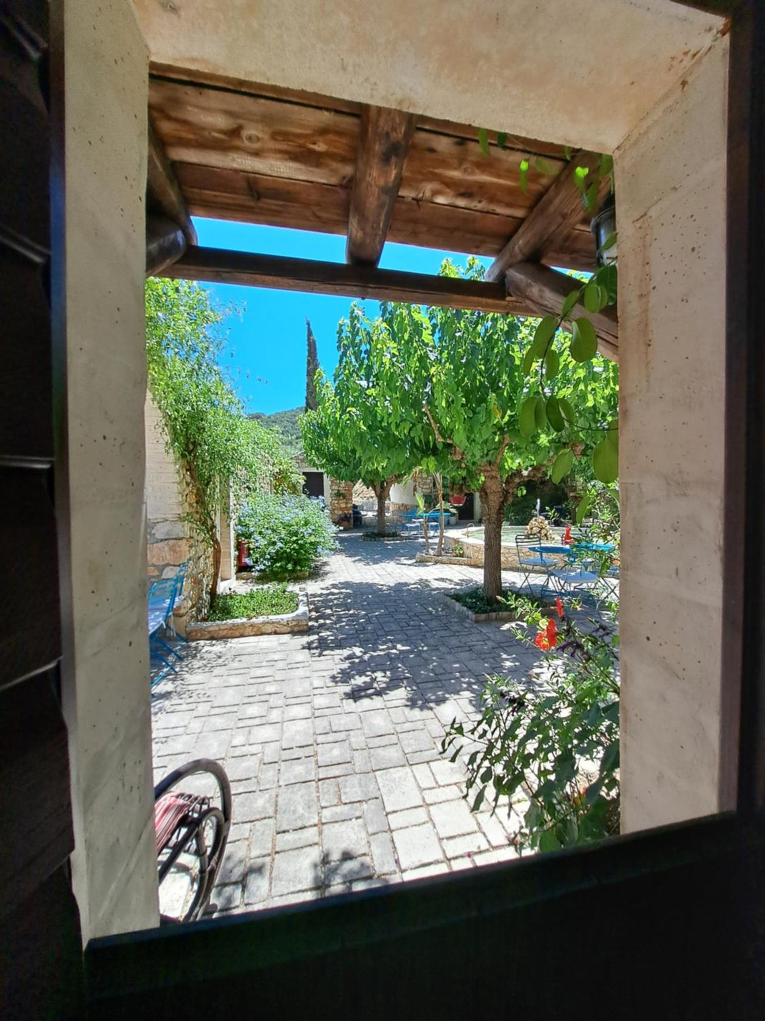 Tsivouli Accommodation Lithakia  外观 照片