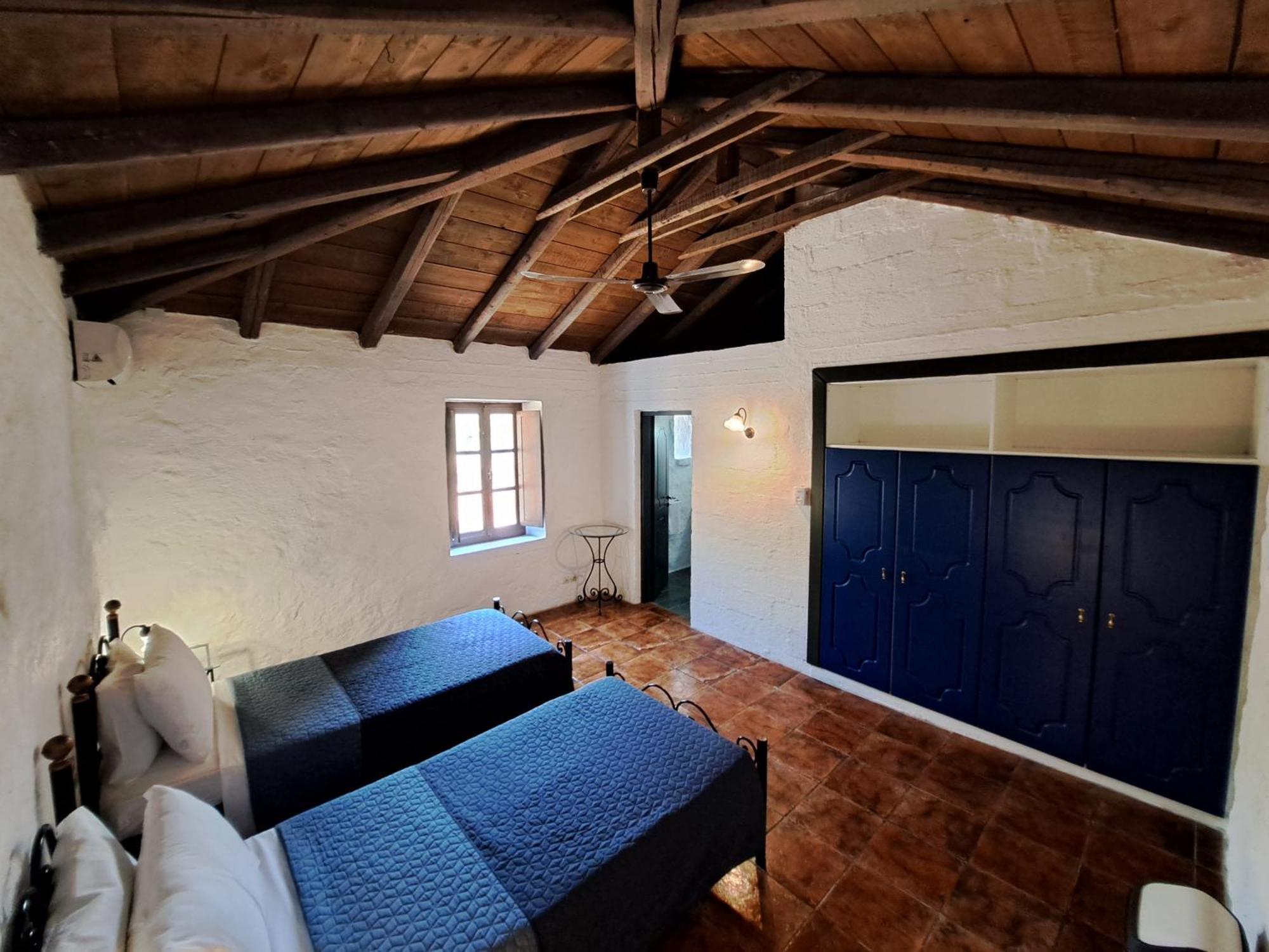 Tsivouli Accommodation Lithakia  外观 照片