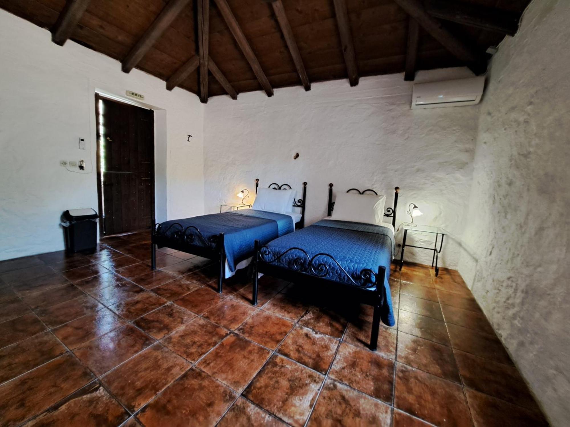 Tsivouli Accommodation Lithakia  外观 照片